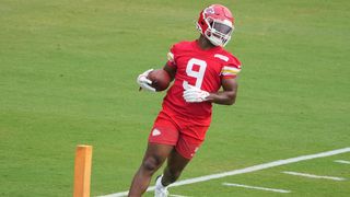 Kenneth Walker and more mispriced RBs (featured). Photo by Denny Medley-Imagn Images